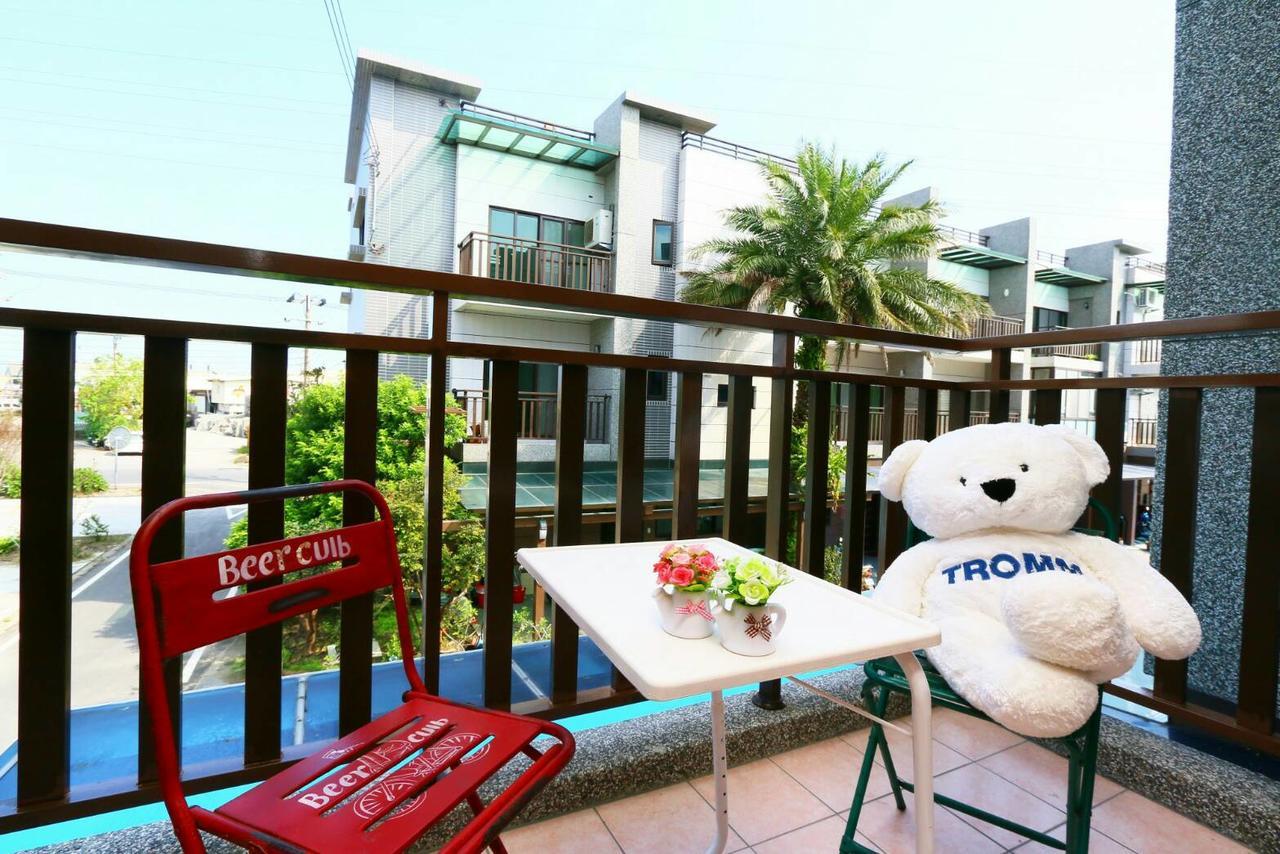 Birds Flower B&B Wujie Exterior foto